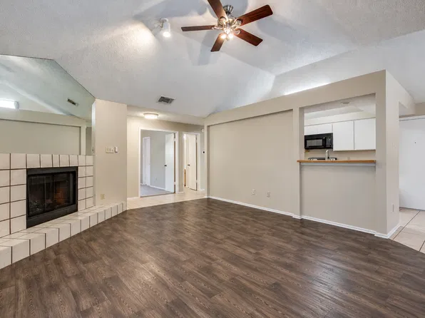 525 Grace Ln, Coppell, TX 75019