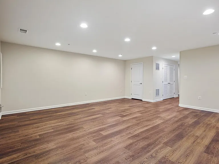 11675 Emerald Green Dr — Photo 12