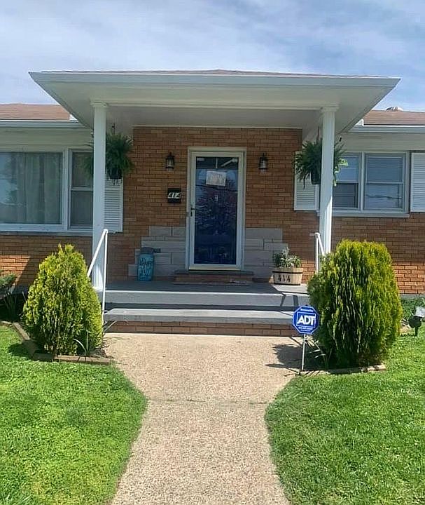 1st image of 414 Central Ave