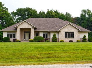 3232 Hawk Ridge Trl, Green Bay, WI 54313