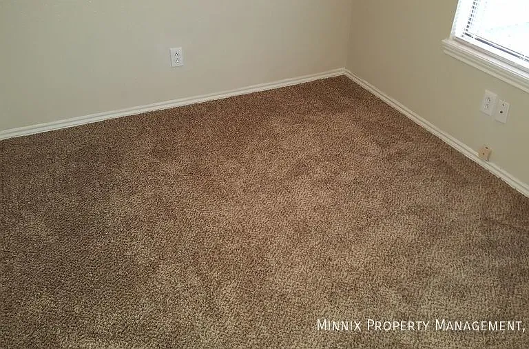 9608 Elmwood Ave #B — Photo 17