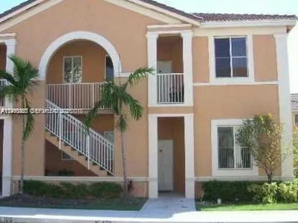 17720 NW 73rd Ave APT 105, Hialeah, FL 33015