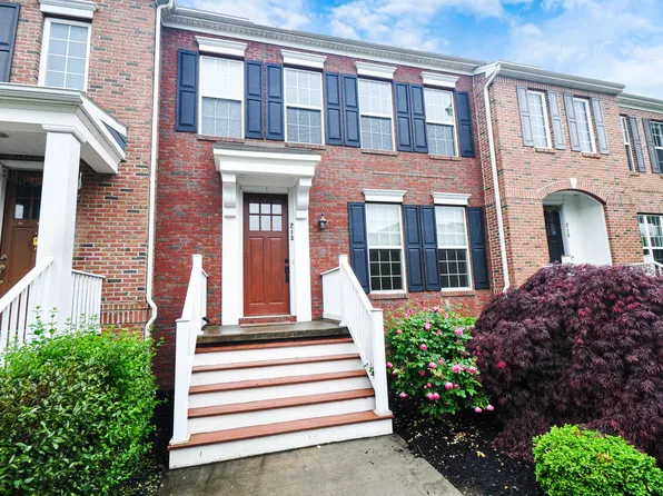 213 Shaw St, Mechanicsburg, PA 17050