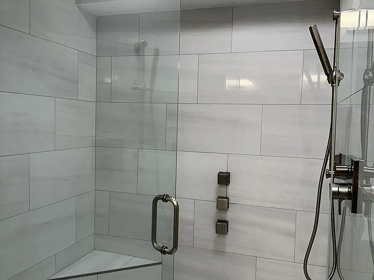 Shower in downstairs bathroom