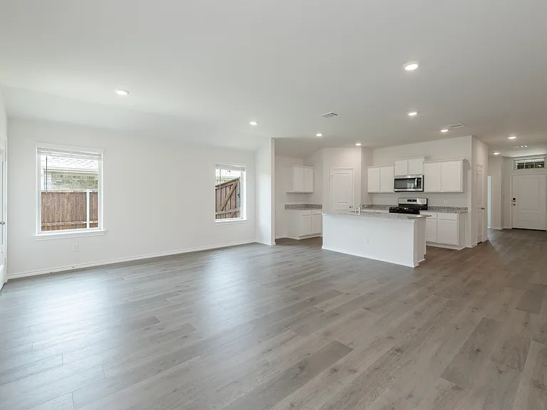 3917 Amethyst Dr — Photo 14