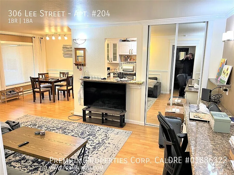 Bel Aire Apartments — Photo 60