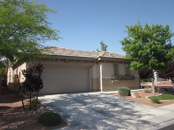 2nd image of 3904 Glenora Falls Ct