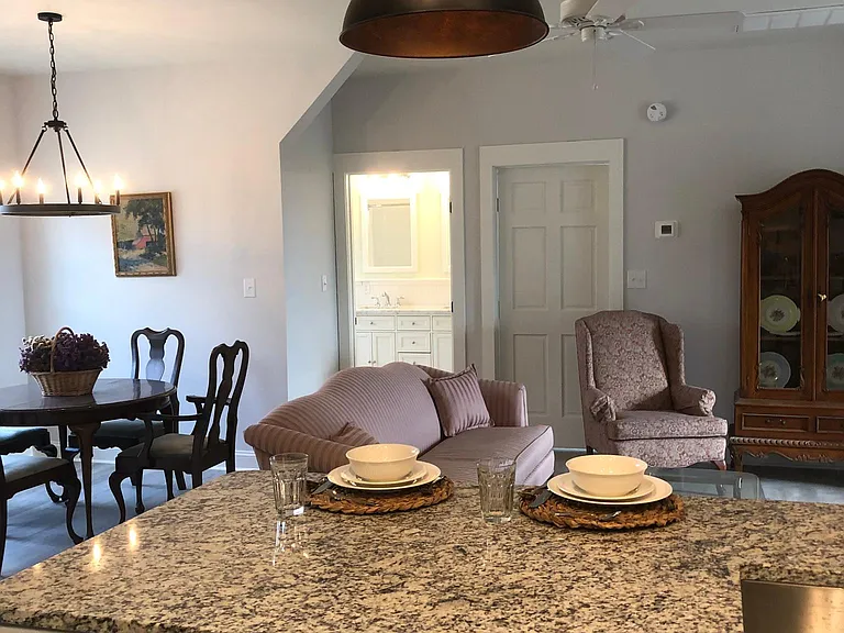 127 Country Club Dr — Photo 11