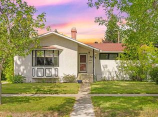 4207 SW Brisebois Dr NW, Calgary, AB T2L2G1