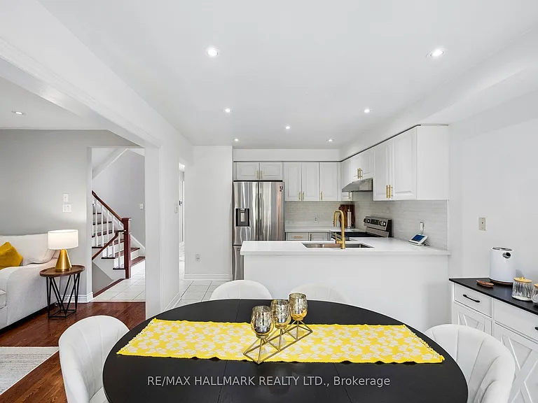 43 Nobbs Dr — Photo 17