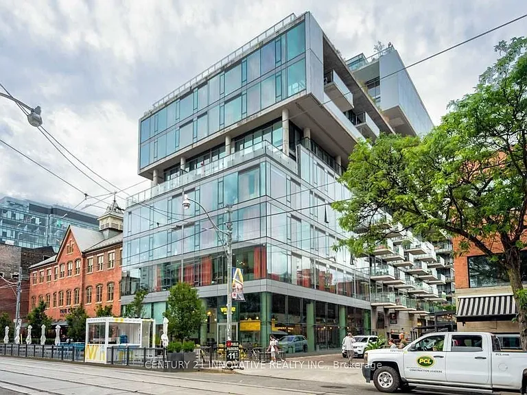 560 King St W #408 — Photo 13