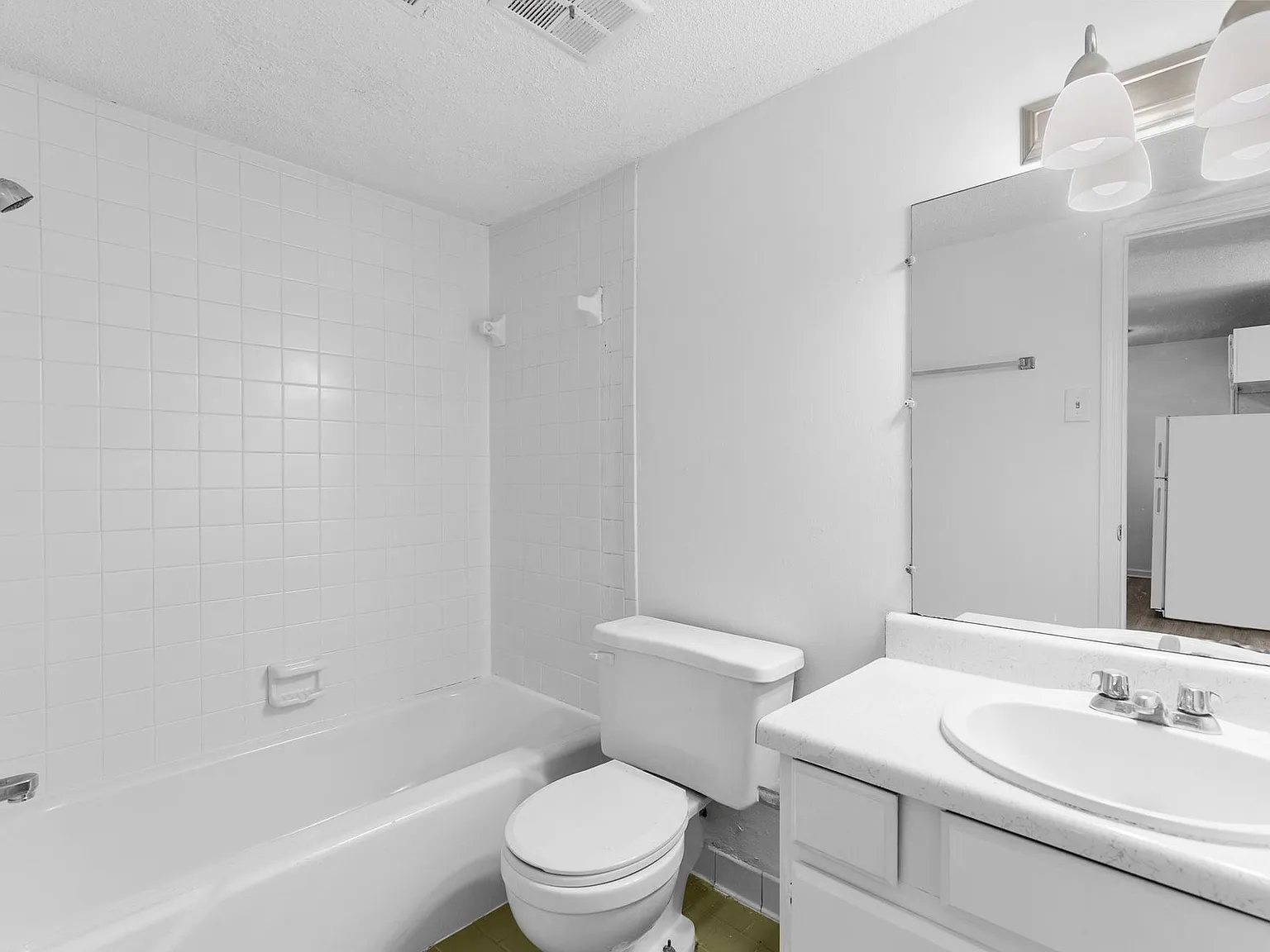 Cedar South — Photo 3
