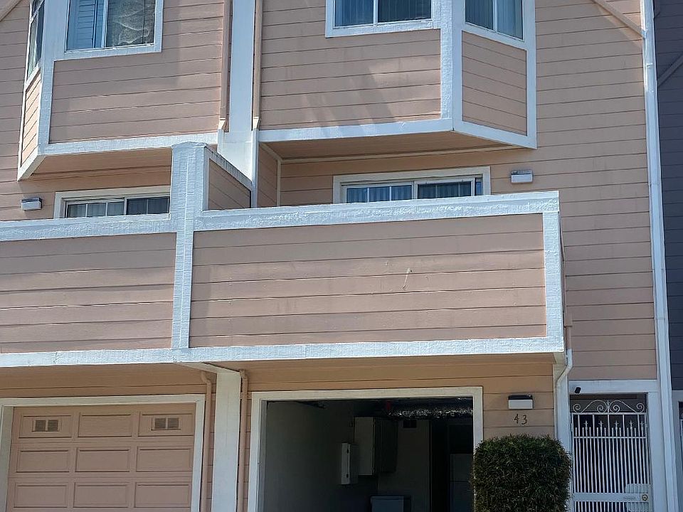 1st image of 43 Bowman Ct