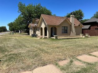1401 N State Route 66/4th, Sayre, OK 73662
