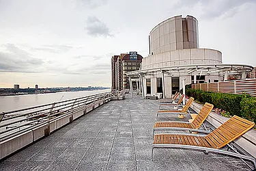 Rented by BLU Real Estate