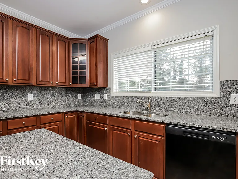 2948 Logbridge Rd — Photo 7