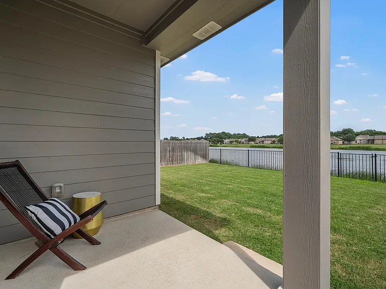 1524 Elise Ave — Photo 19