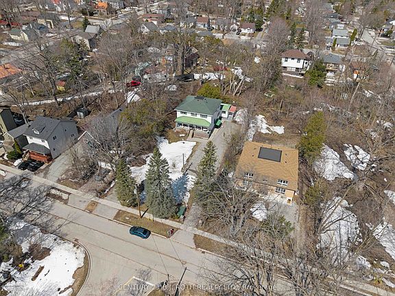 3rd image of 184 Borland St E