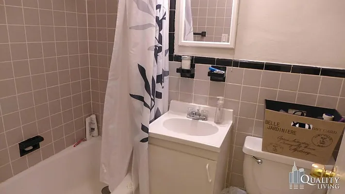 Rented by New York Quality Living Downtown | media 28