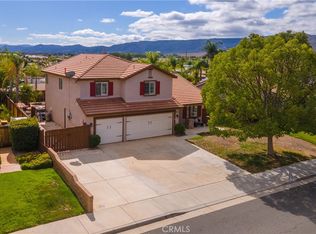 23513 Mountain Breeze Dr, Murrieta, CA 92562