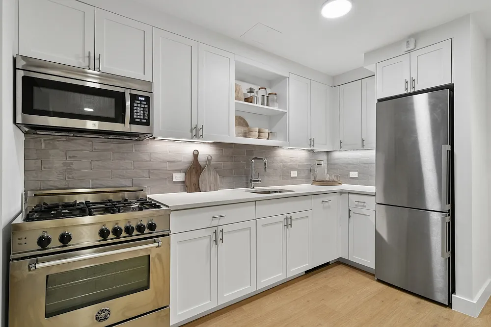 145 Clinton St — Photo 1