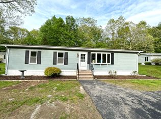 9 Colchester Cmns, Colchester, CT 06415