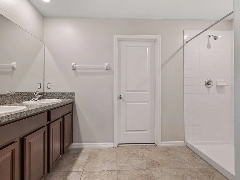 7407 Rosy Periwinkle Ct — Photo 14