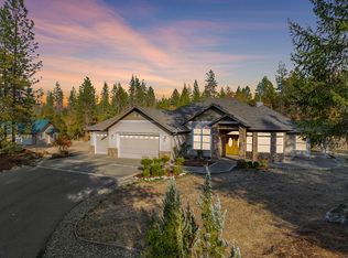 260 Pleasantville Way, Grants Pass, OR 97526