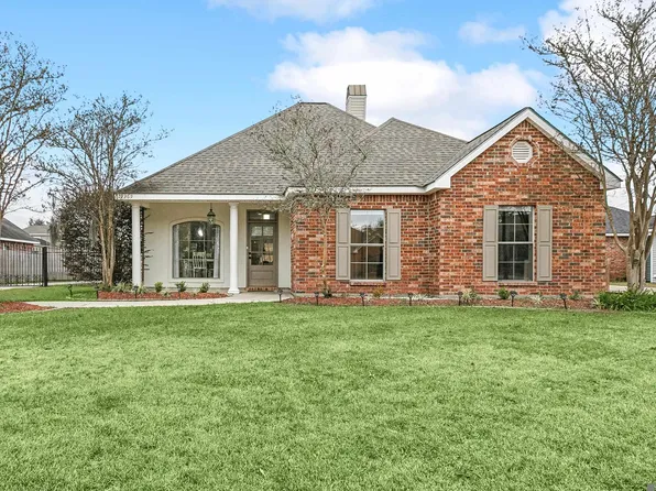 17369 E Autumn Dr, Prairieville, LA 70769