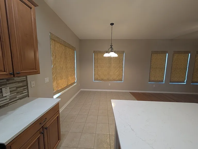 7730 Crescent Palm Dr — Photo 12