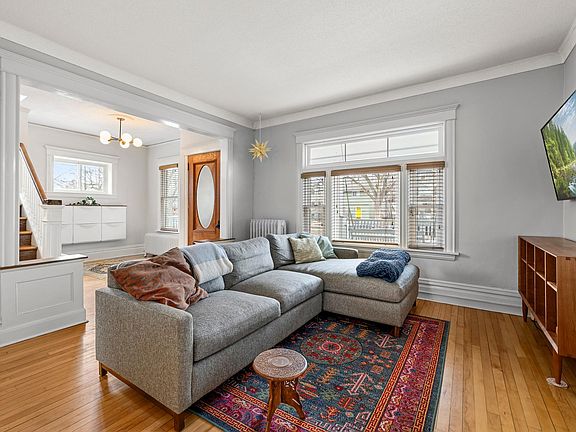 5th image of 3512 Lyndale Ave S