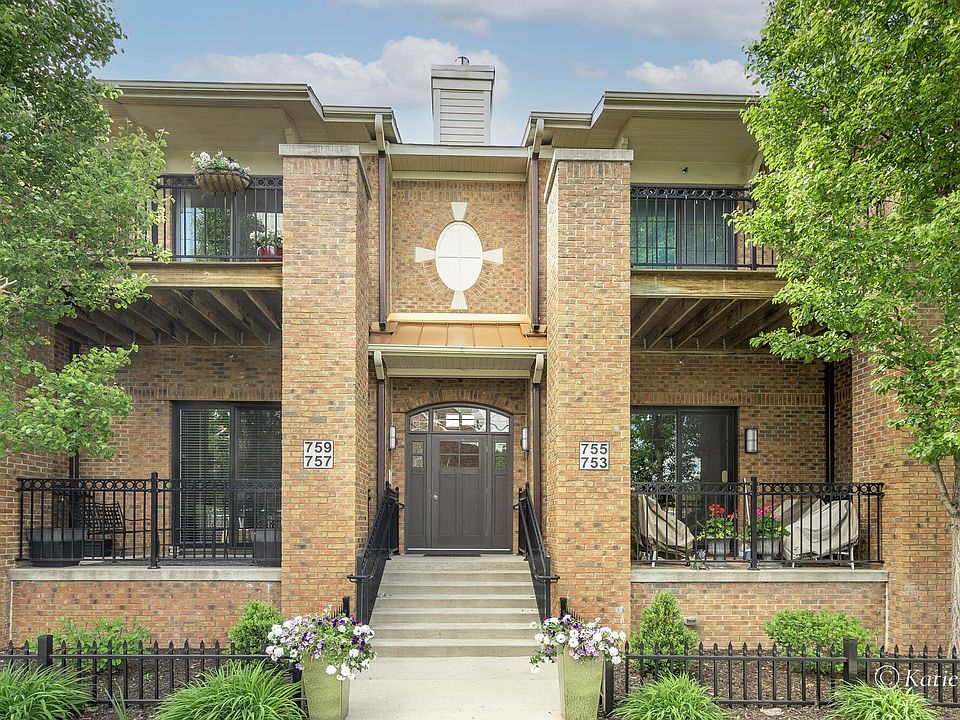 1st image of 759 Bagley Ave SE #3