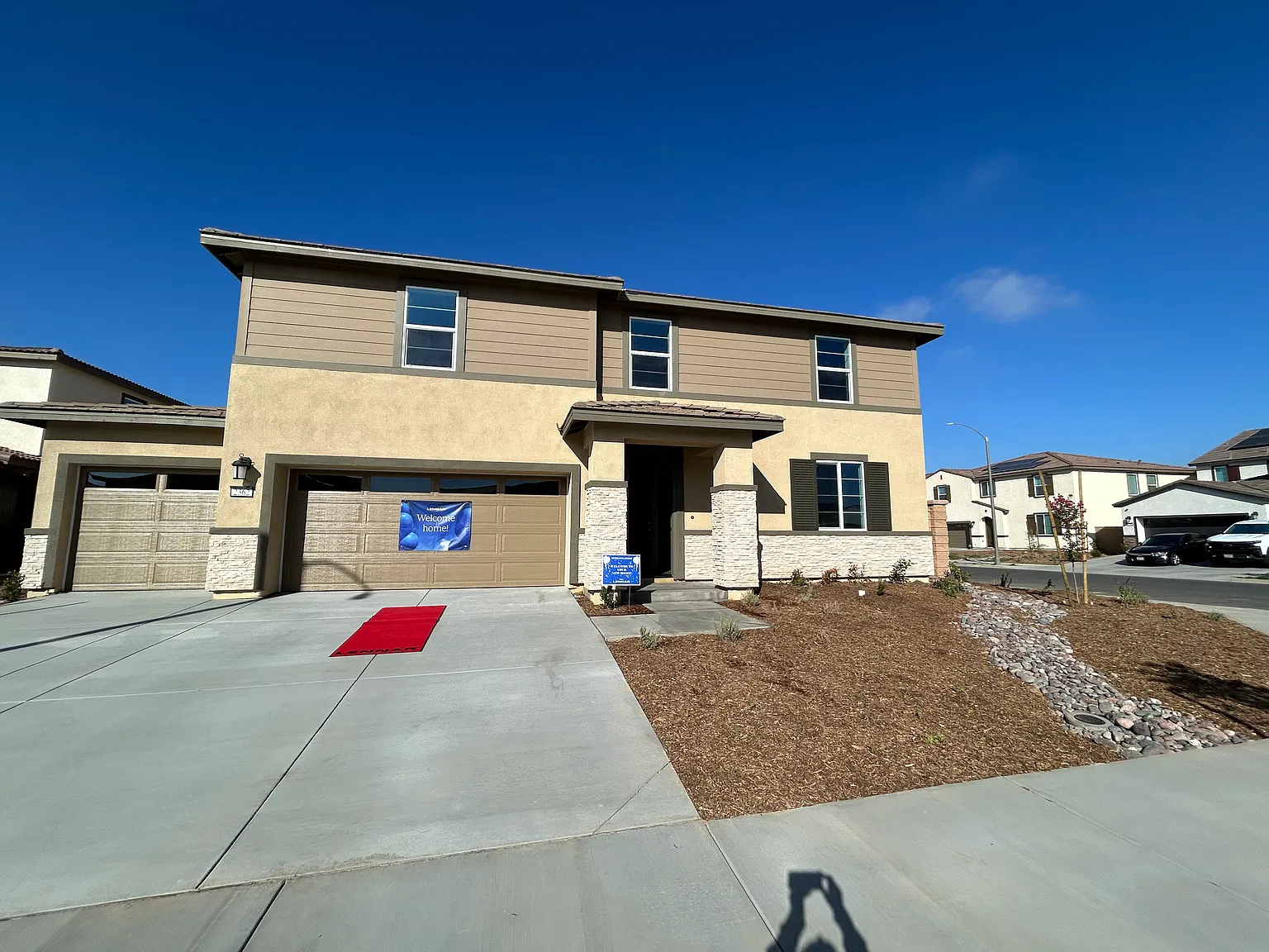 5 bed, 3010 sqft, $4,500 — Photo 1