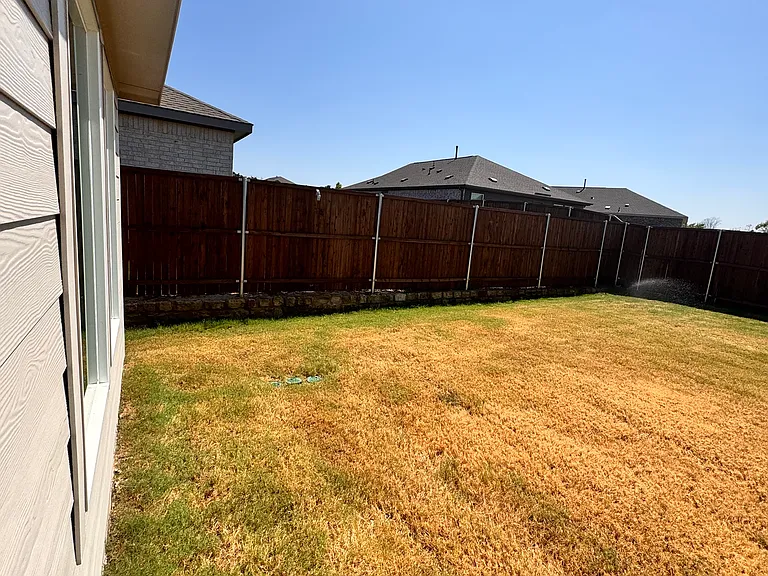 2036 Stable Ln — Photo 17