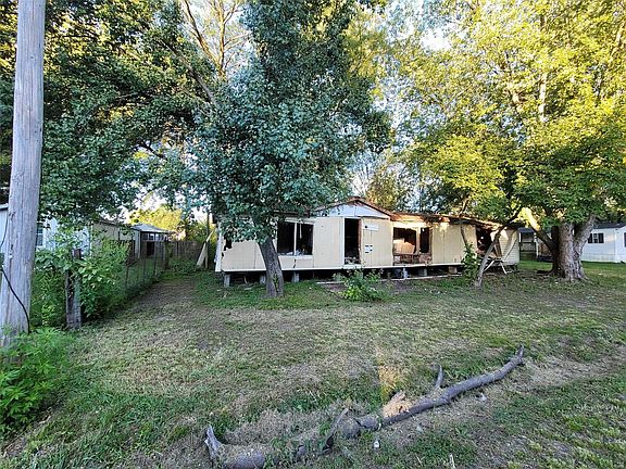 3rd image of 50 Mousette Ave