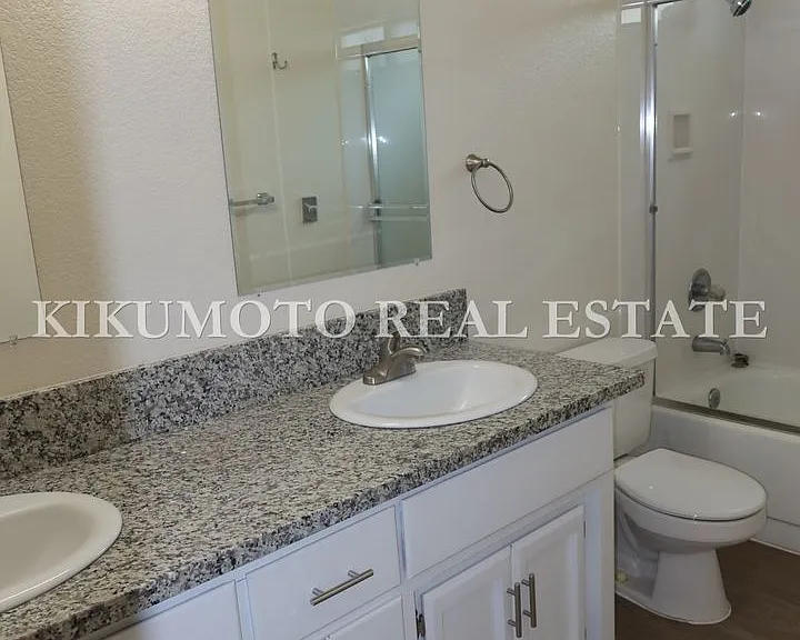 6891 Steamboat Way — Photo 7