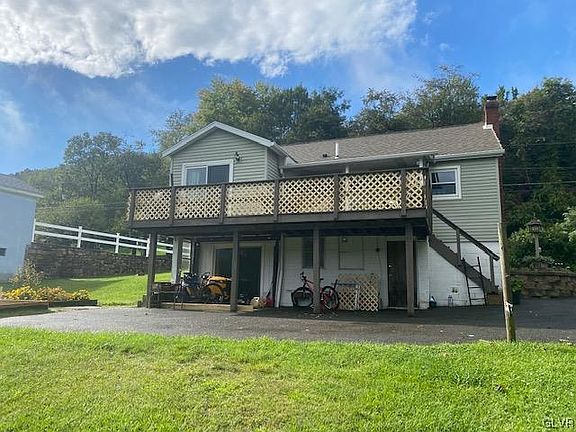 4th image of 117 W White Bear Dr
