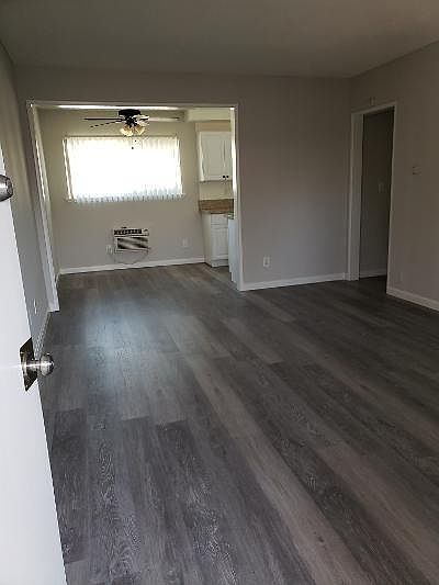 1st image of 5150 Woodman Ave #A12