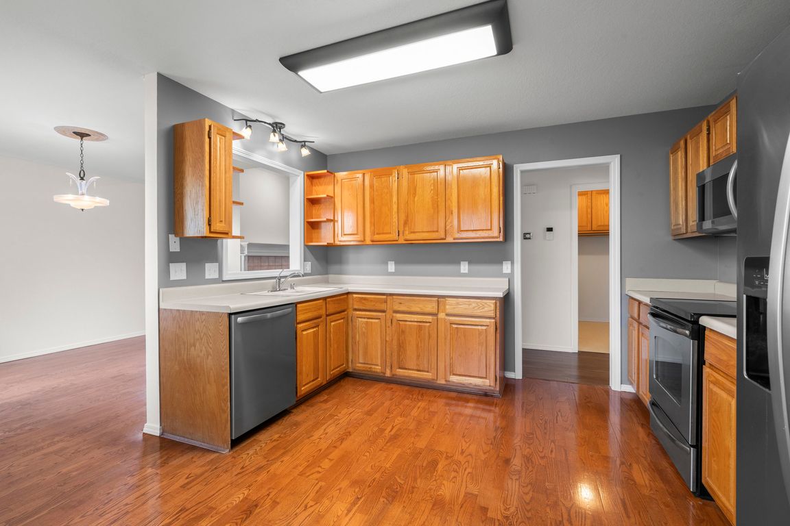 next background image