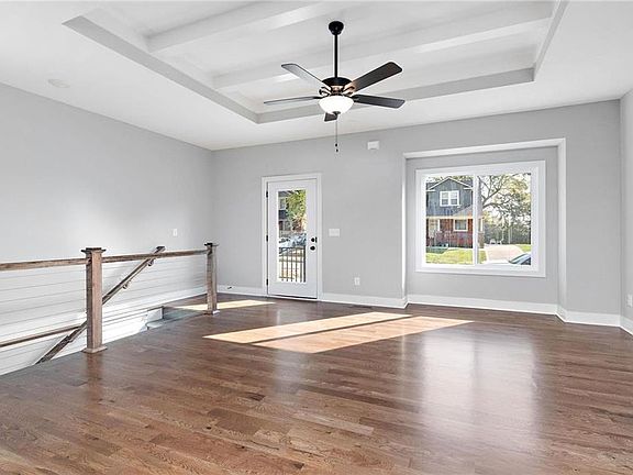 4th image of 4415 Tracy Ave