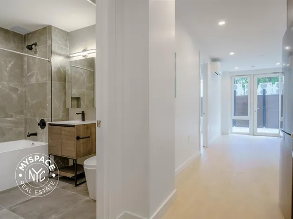 1499 Bedford Avenue image 6 of 46