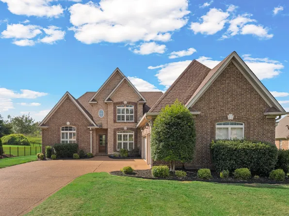 108 Drayton Downs, Gallatin, TN 37066