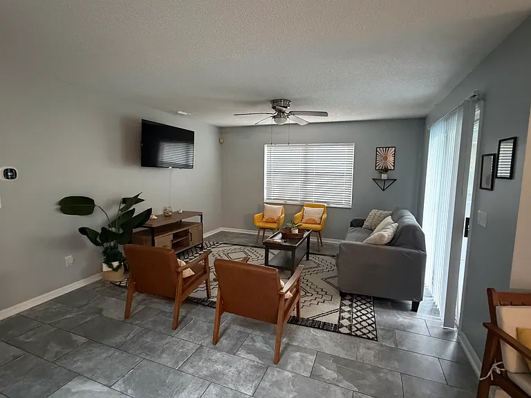 127 Burroughs Dr — Photo 30