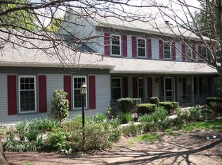 13504 Copper Bed Rd, Herndon, VA 20171