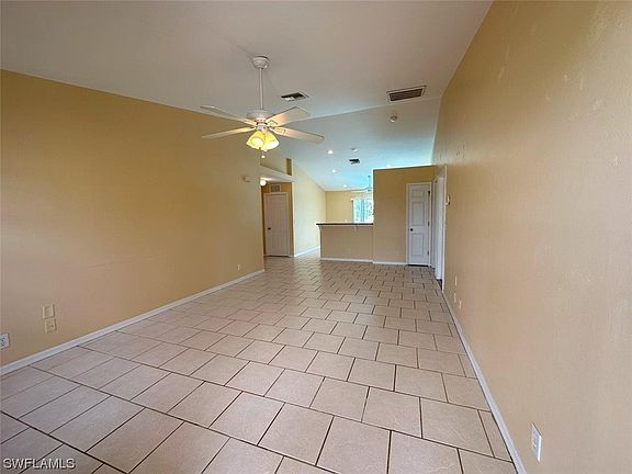3rd image of 1926 NE 15th Ln