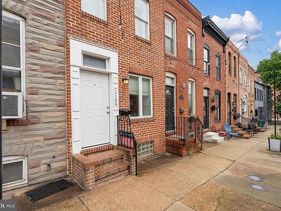 4th image of 1109 S Baylis St
