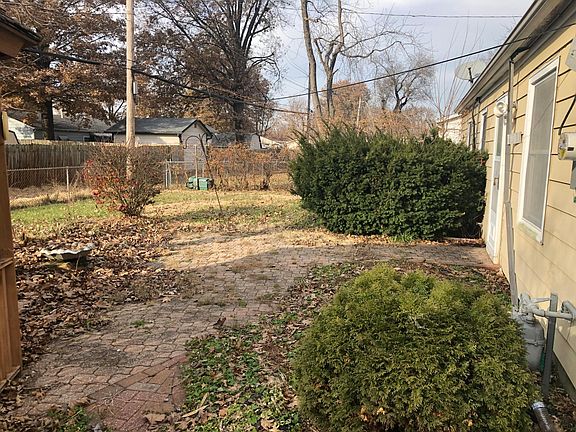 4th image of 2721 Saratoga St