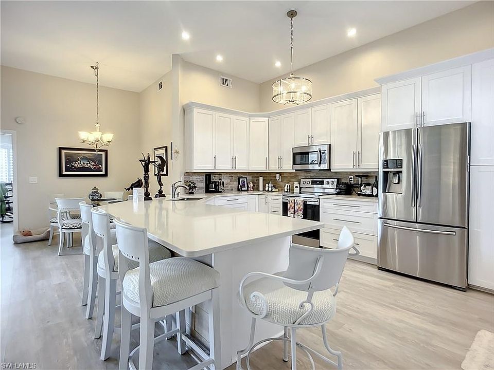 1st image of 2671 Citrus Lake DR #E-304