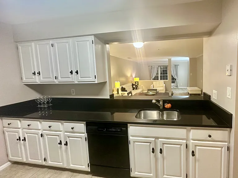 244 S Reynolds St #306 — Photo 37