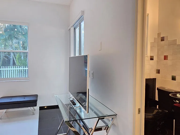 661 Lake Wellington Dr — Photo 66